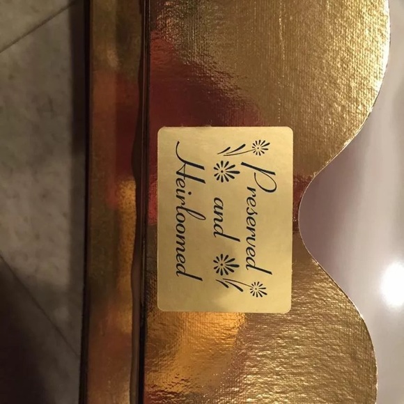 Wedding Dress - Picture 6 of 6